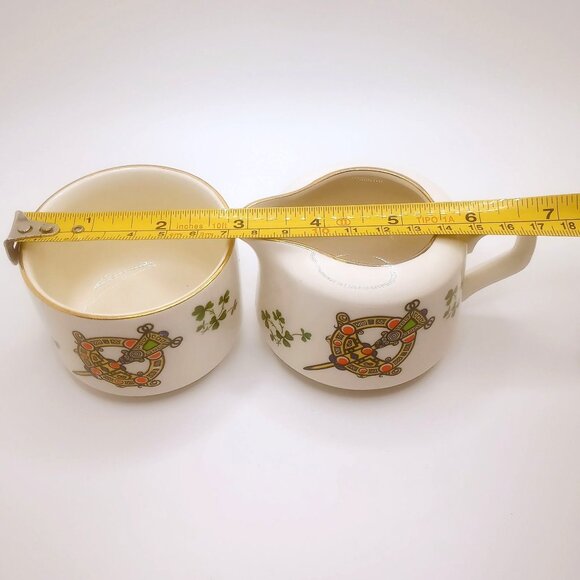Carrigaline Pottery Co Ireland Cream Sugar Set Sword Shamrock Design 2.5" Height - Picture 9 of 9